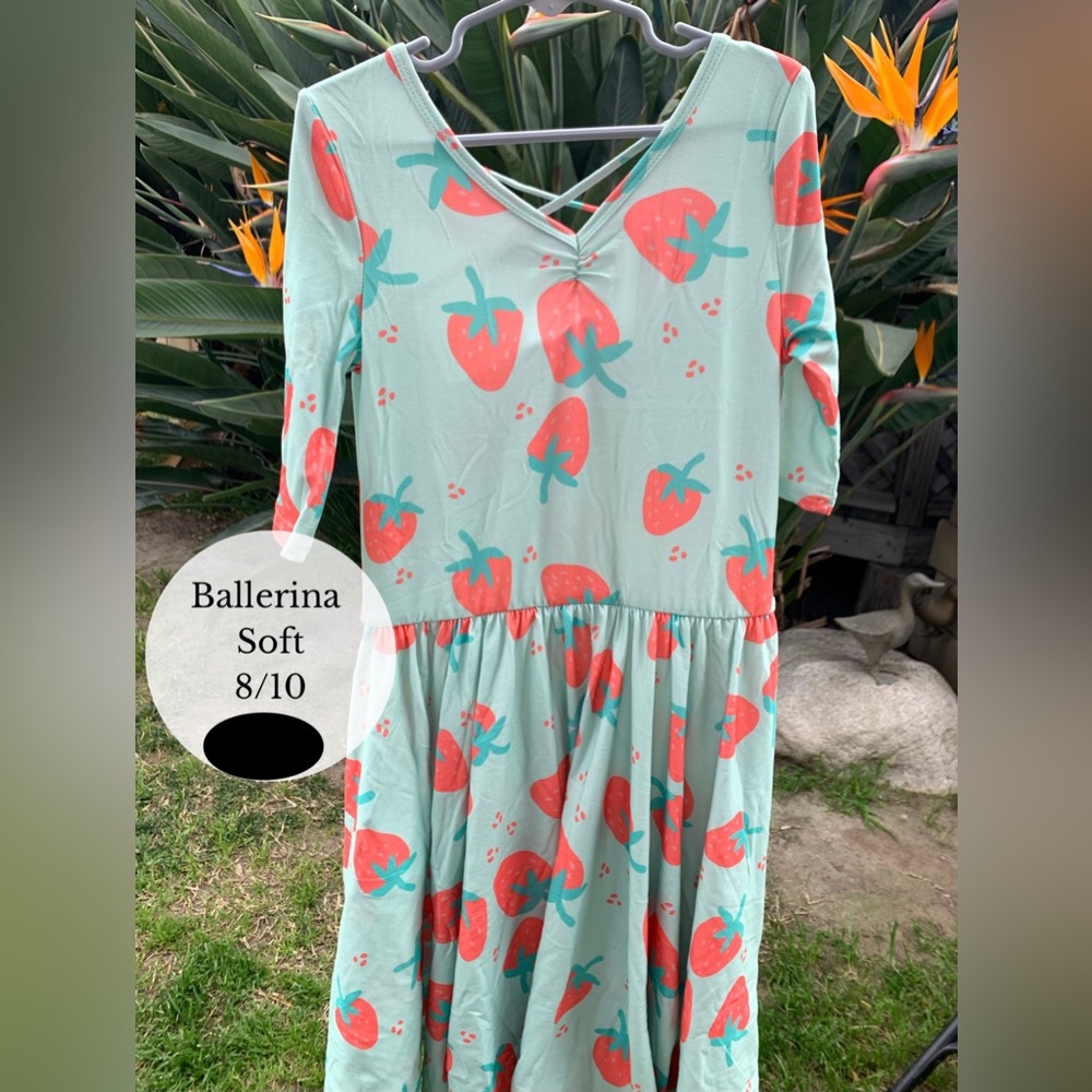 Nwt dotdotsmile dress size 8/10